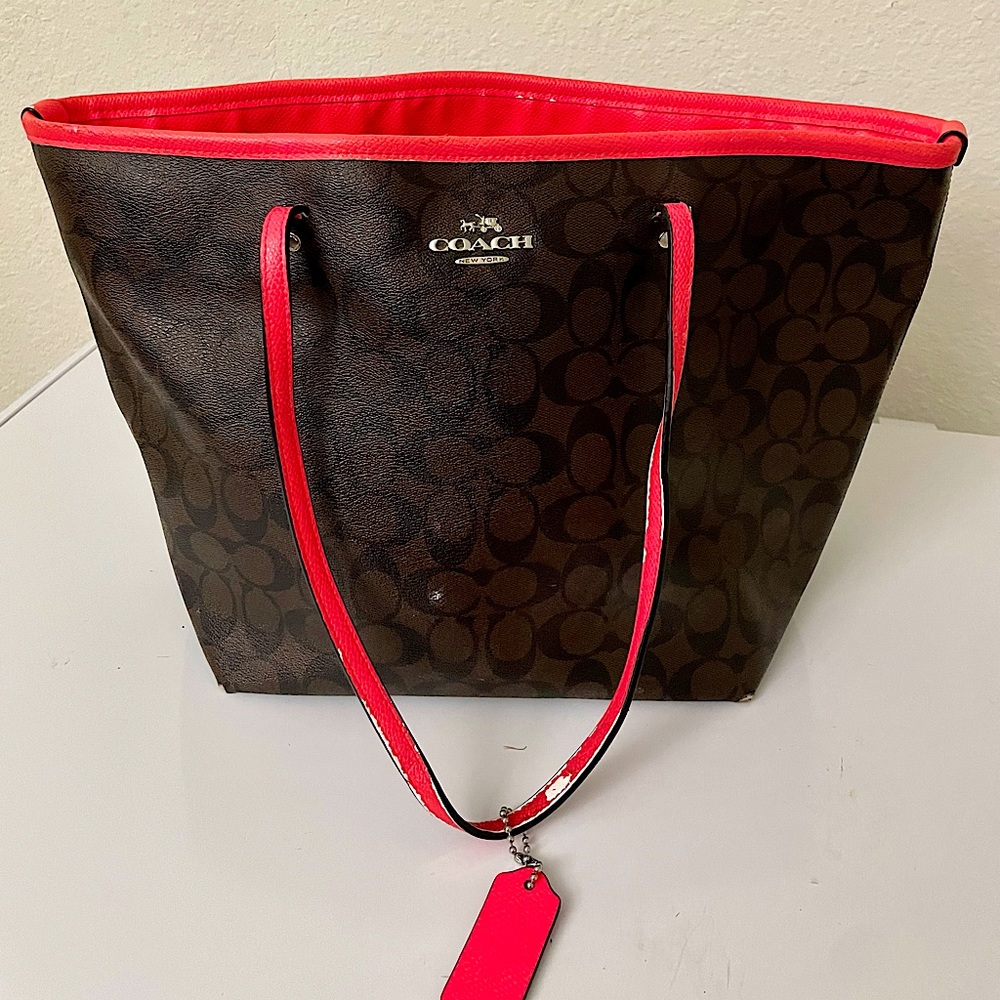 Coach city zip tote